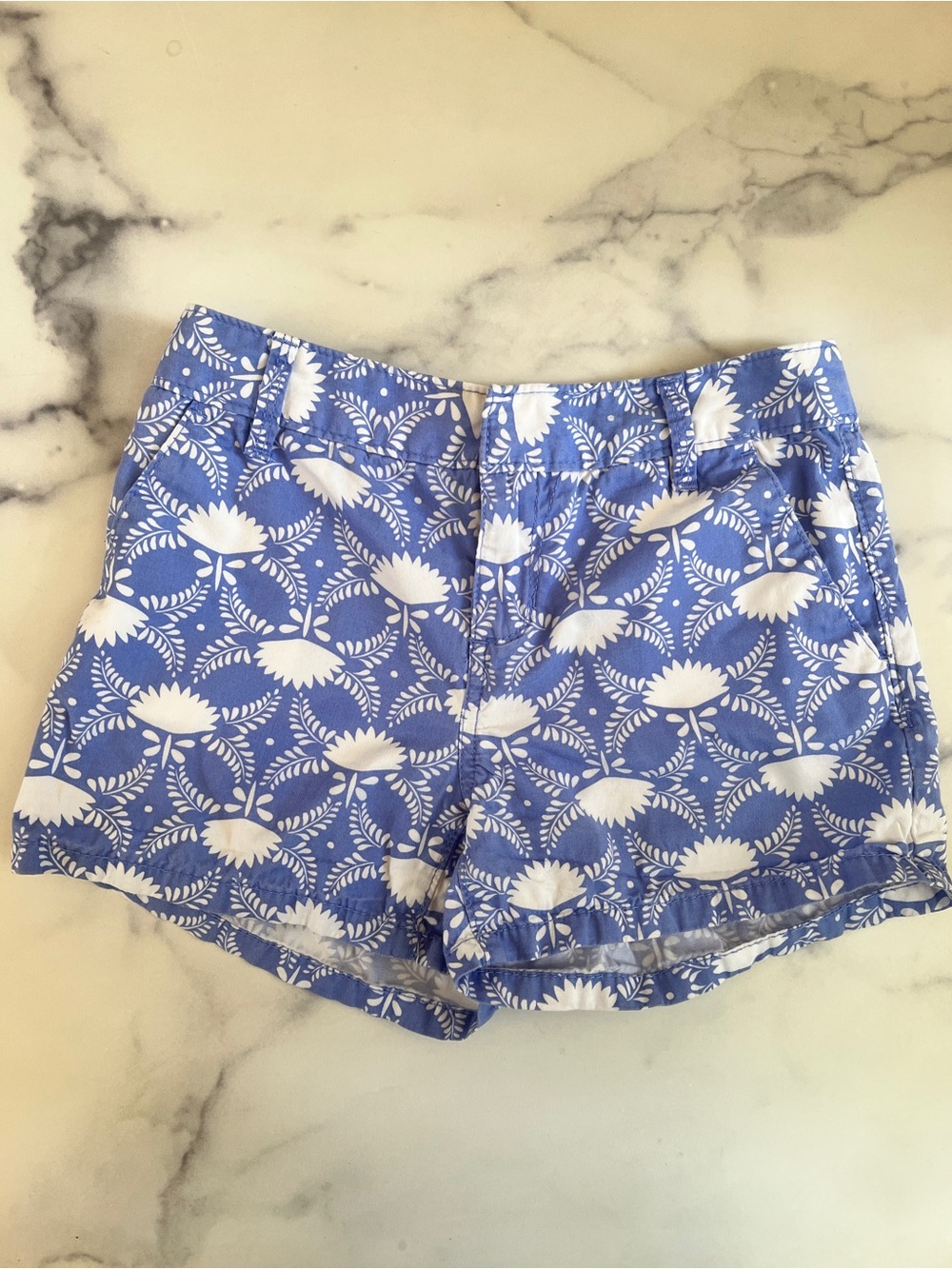 Old Navy Girls' Printed Geometric Floral Shorts, Cornflower Blue/White, Size 10